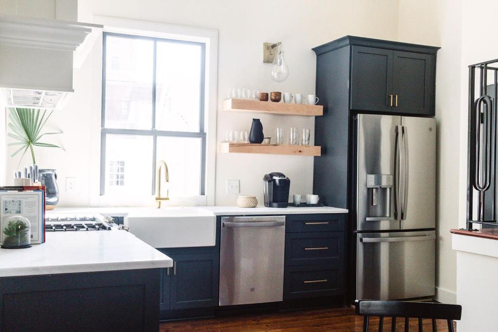 Kuchyň nebo kuchyňský kout v ubytování Guesthouse Charleston EAST 46 F