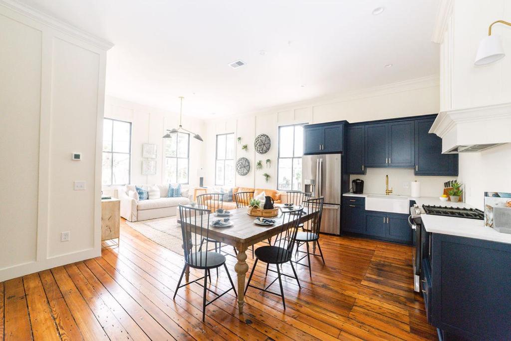 Kuchyň nebo kuchyňský kout v ubytování Guesthouse Charleston EAST 46 H