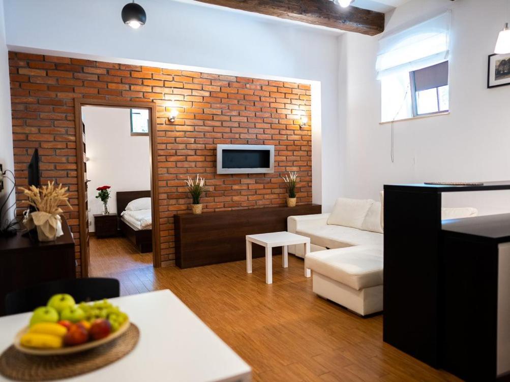 Spichlerz Bliźniaczy - 1