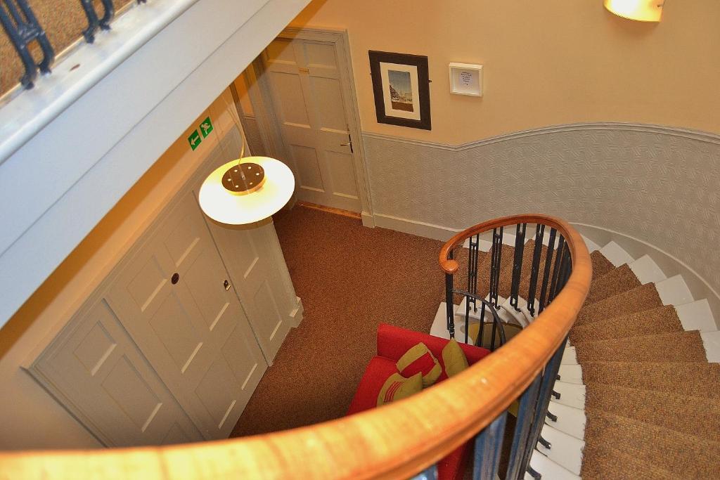 The Salisbury Hotel - Resim 9