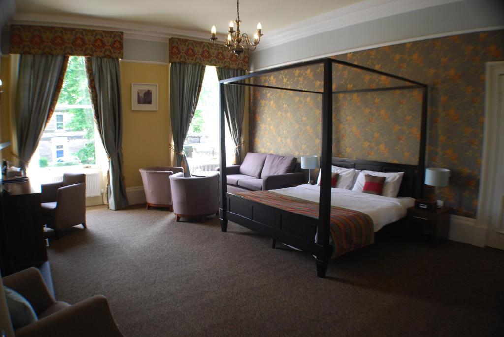 Postel nebo postele na pokoji v ubytování The Salisbury Hotel
