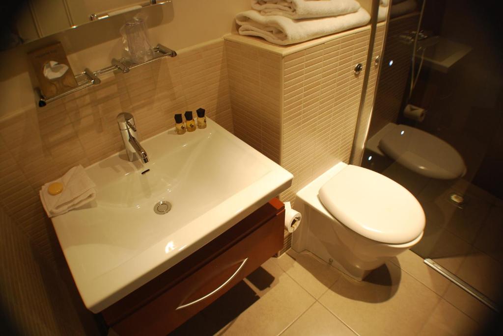 The Salisbury Hotel - Resim 44
