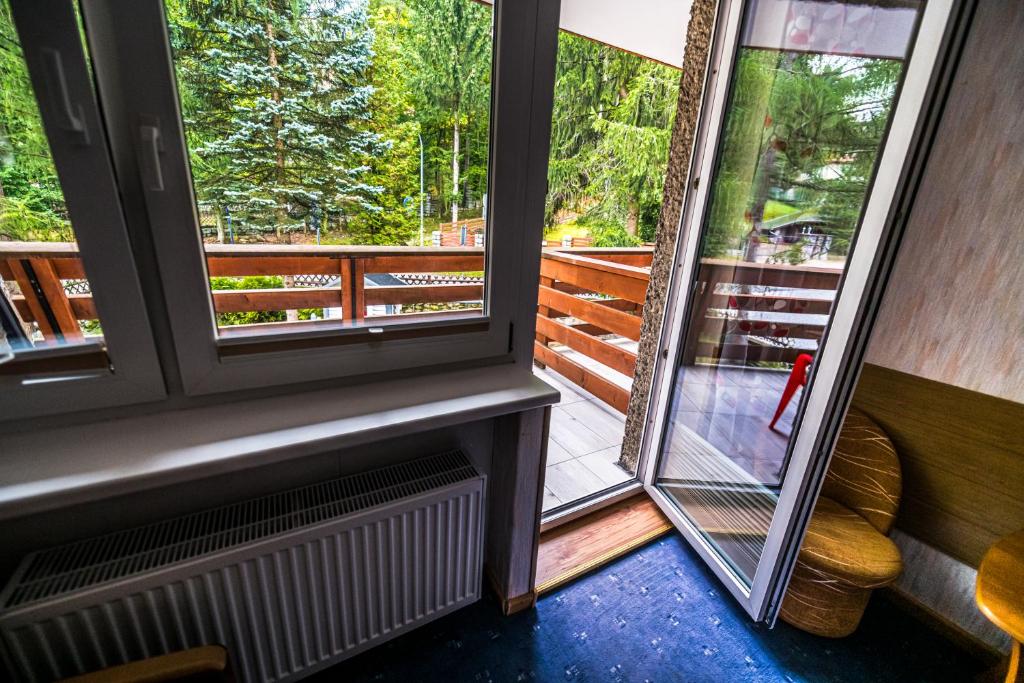 Balkón alebo terasa v ubytovaní Willa Świerkowa
