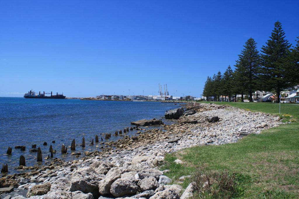 Beach House Studios - Resim 14