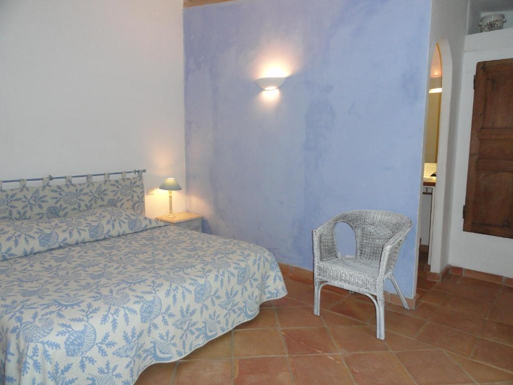 Le Mas des Oliviers - Classic Double Room With Shower
