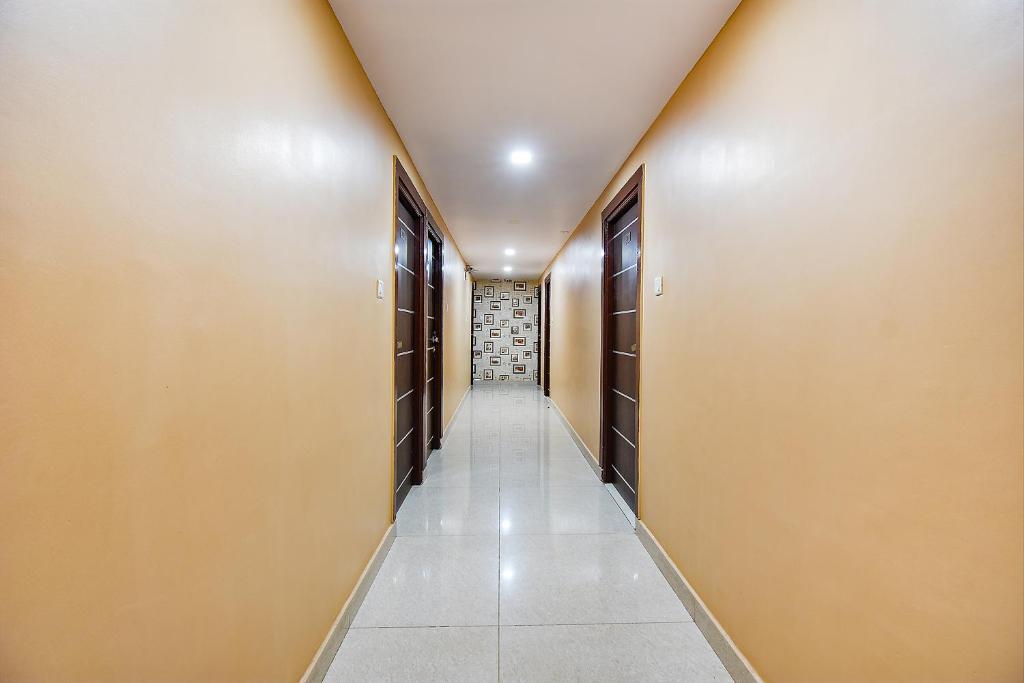 Foto dalla galleria di FabHotel Rotano Suites - Yelahanka a Bangalore
