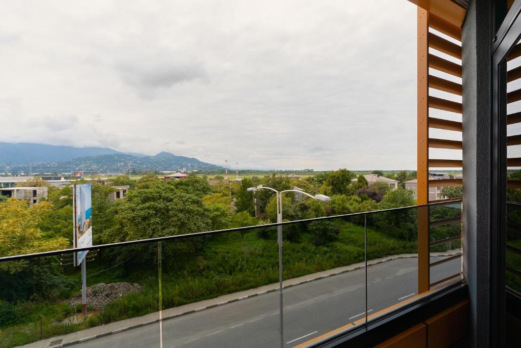 Nespecifikovaný výhled na hory nebo výhled na hory při pohledu z hotelu