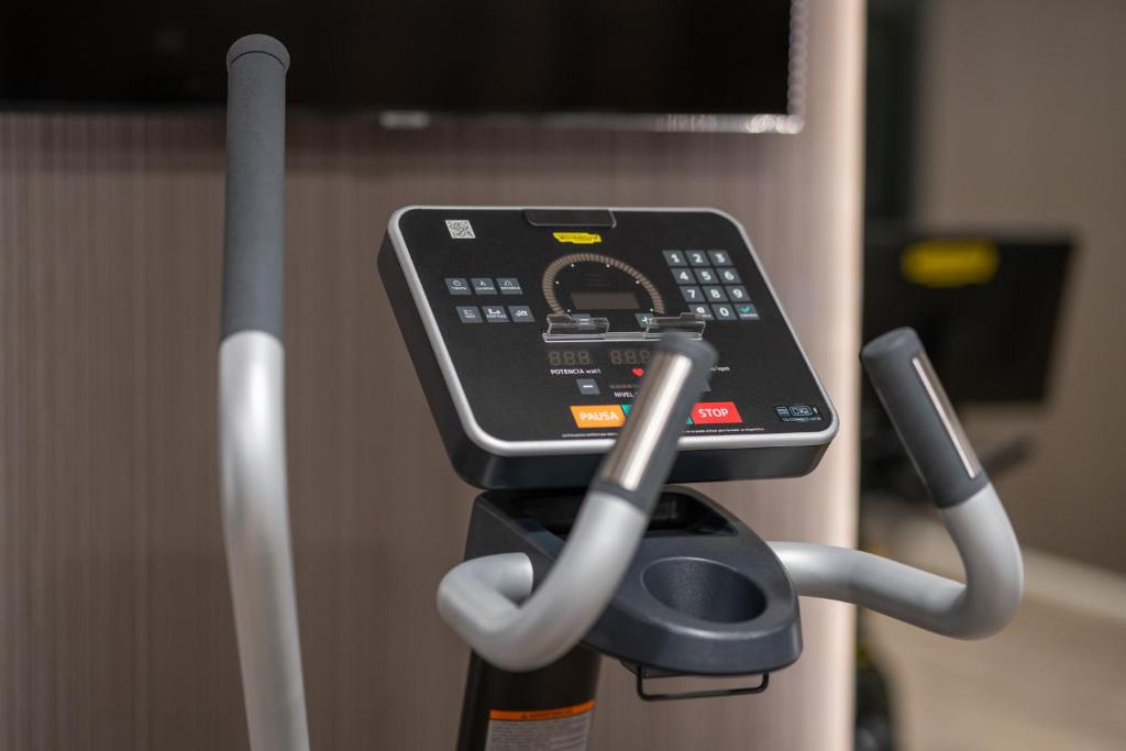 Fitness centrum a/nebo fitness zařízení v ubytování Hotel LIVVO Lumm