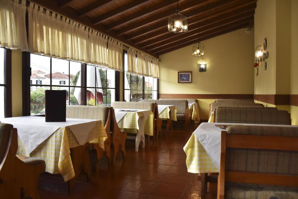 Restaurace v ubytování Hotel O Colmo