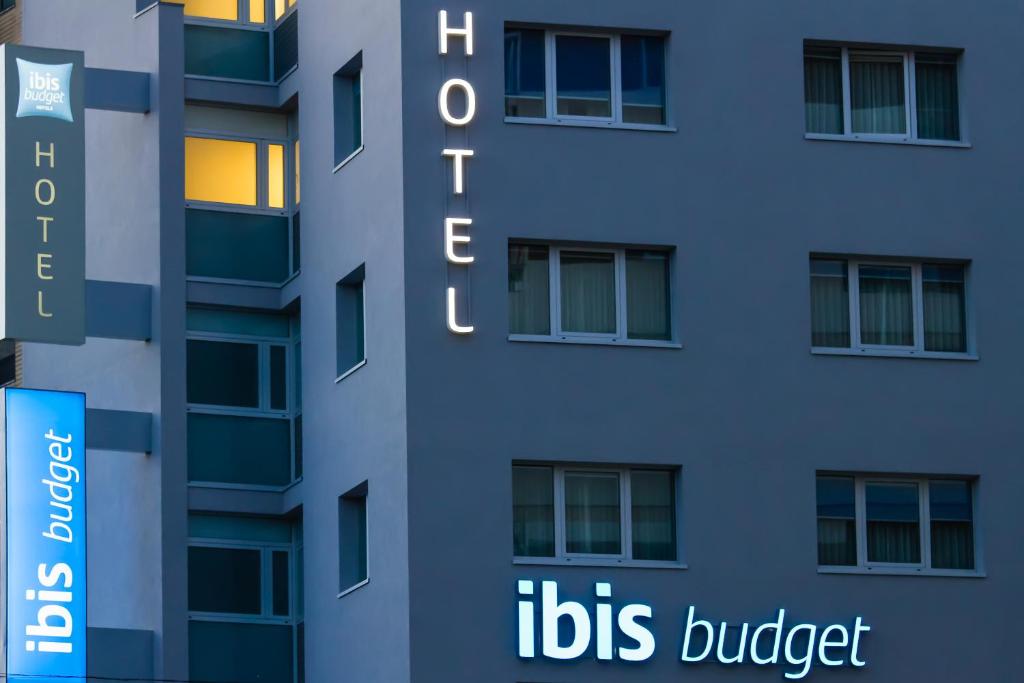 Ibis Budget Braga Centro - Resim 44