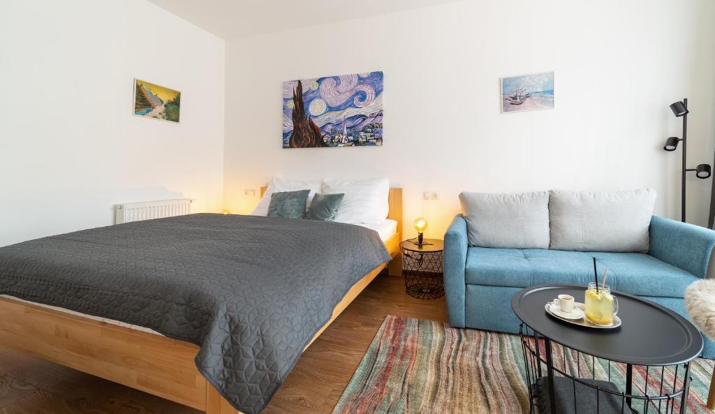 Postel nebo postele na pokoji v ubytování Aviatik apartments
