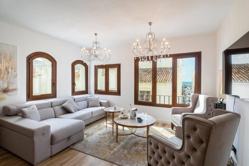 1 Puerto Banus second line, luxury apartement