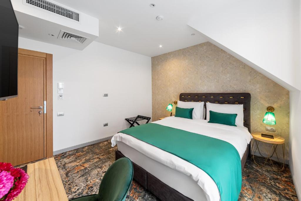 Tomis Garden Bucuresti - Resim 28