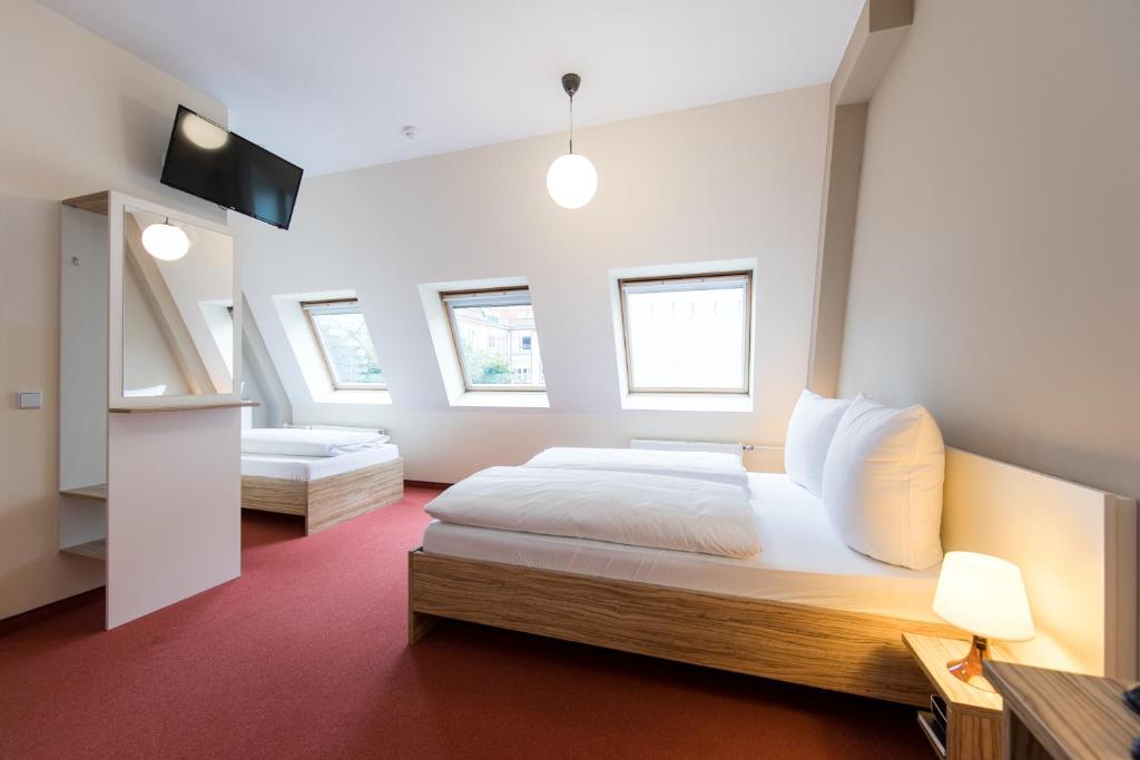 Nu Wave Hotel Berlin - Digital Check-In 2025 - Resim 22