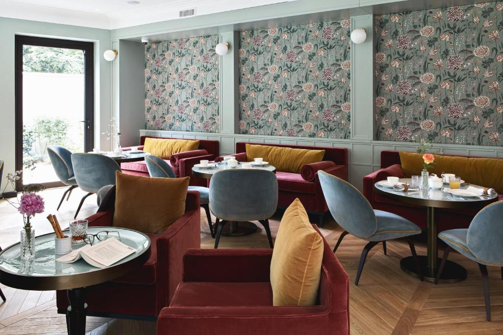 Hôtel Botaniste - Resim 8