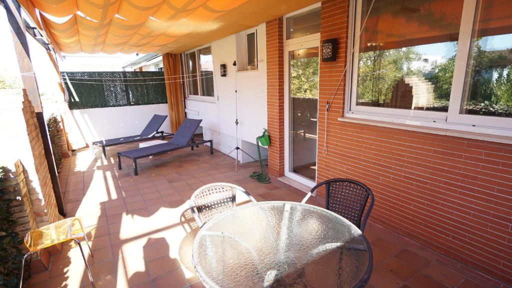 Duplex Sunshine & Parking by RentalSevilla, Sevilla ...