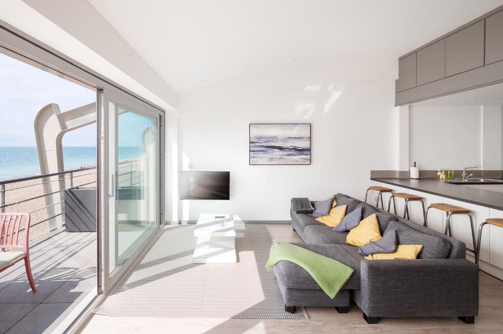 A seating area at Lancing beach apartment.