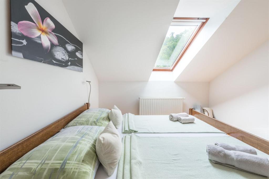 Old Pear Apartment - 17