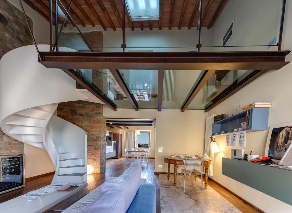 Chianti B&B Design infinity pool shared