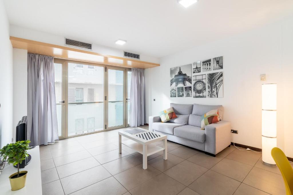 A seating area at Flatguest Tabaiba 1