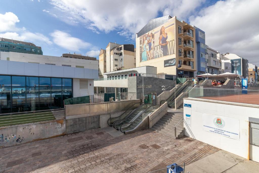 The building in which Az apartmant is located