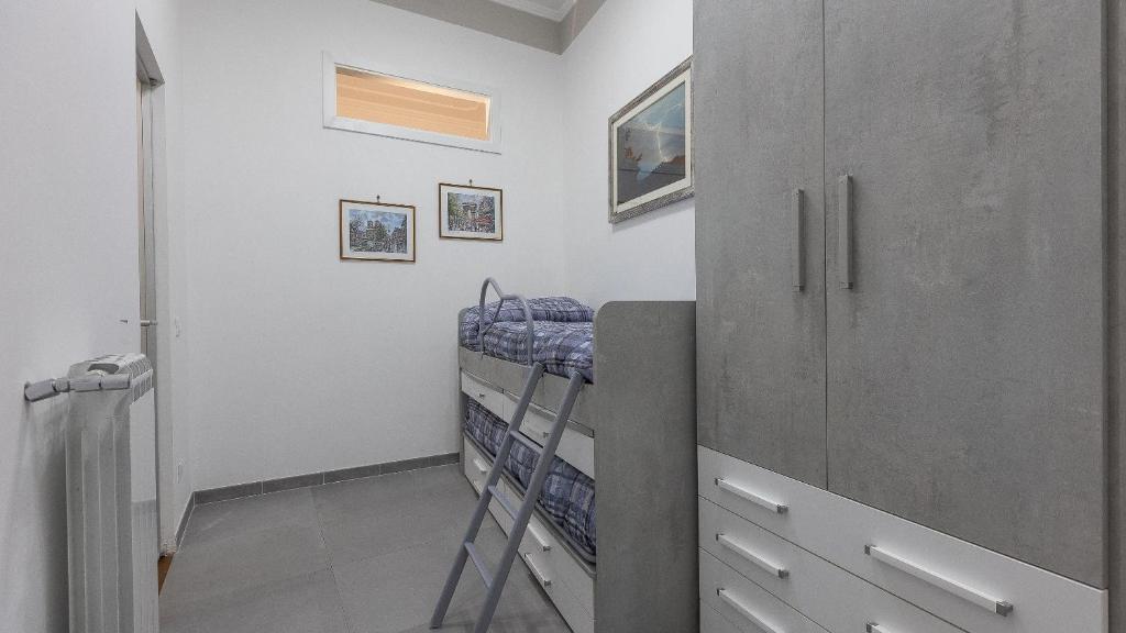 Zdjęcie z galerii obiektu Gregoriana Luxury Rental in Rome w Rzymie