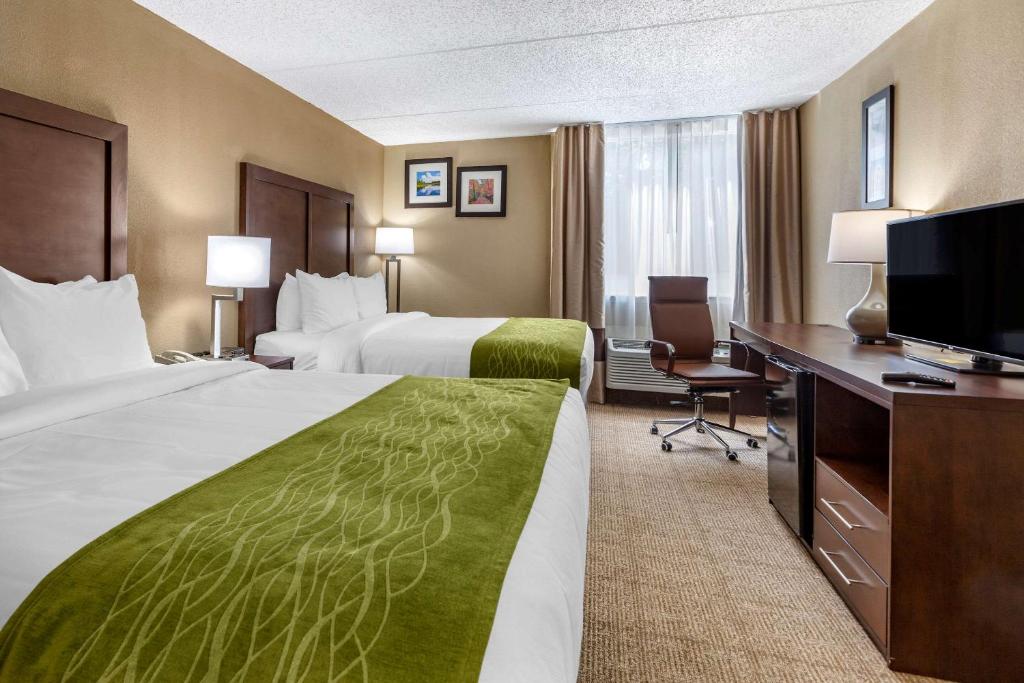 Postel nebo postele na pokoji v ubytování Comfort Inn Edison - New Brunswick
