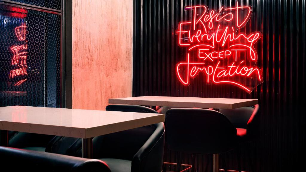 Holiday Inn Dubai Al-Maktoum Airport by IHG - Resim 22