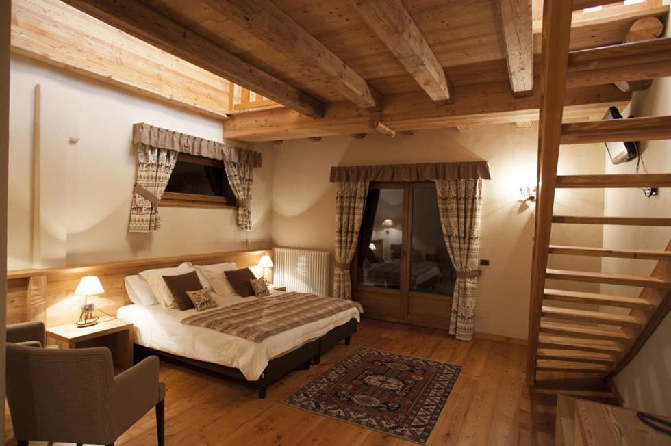 Imagem da galeria de La Madonnina Del Gran Paradiso Wellness Hotel em Cogne