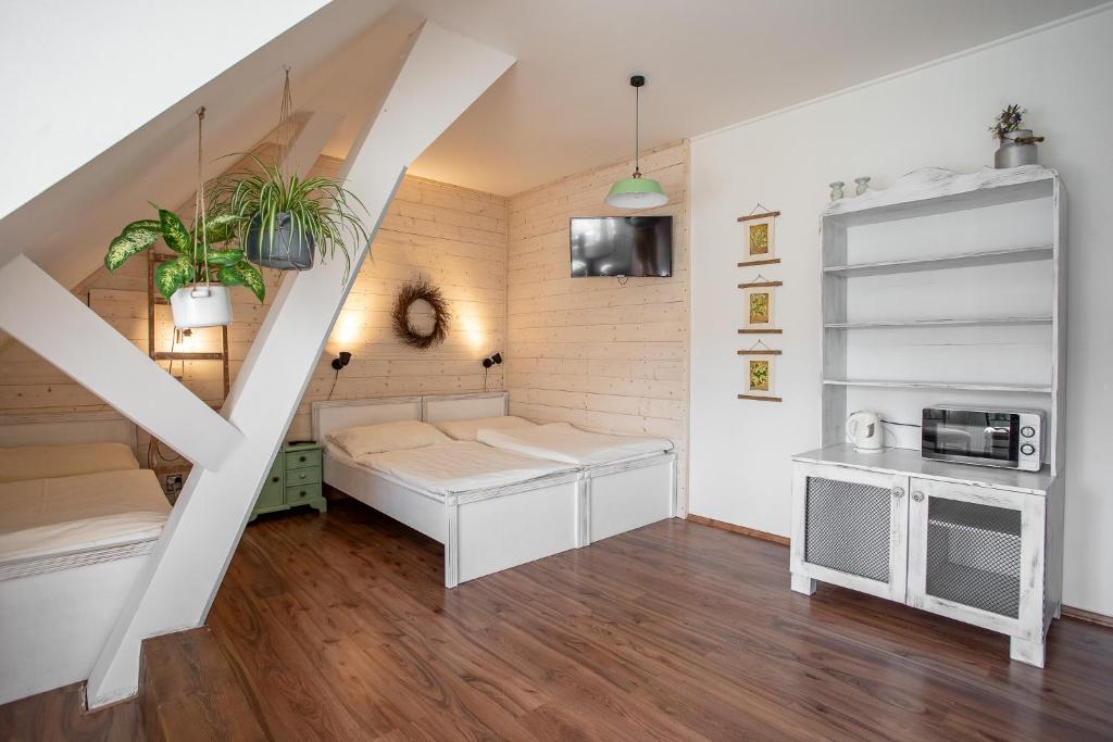 Penzion statek Bernard - Comfort Triple Room