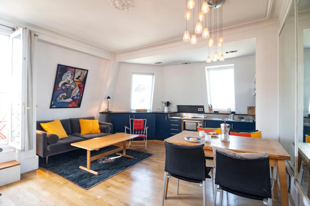 Seine Penthouse
