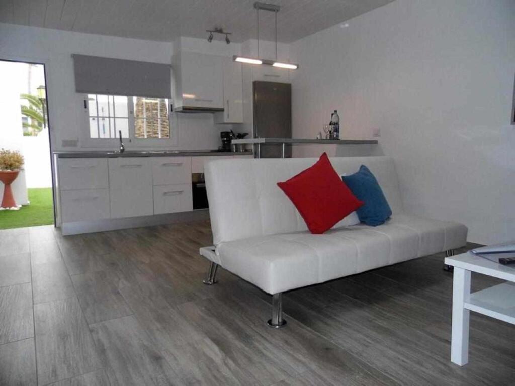 Kuchyň nebo kuchyňský kout v ubytování Apartamento Lola