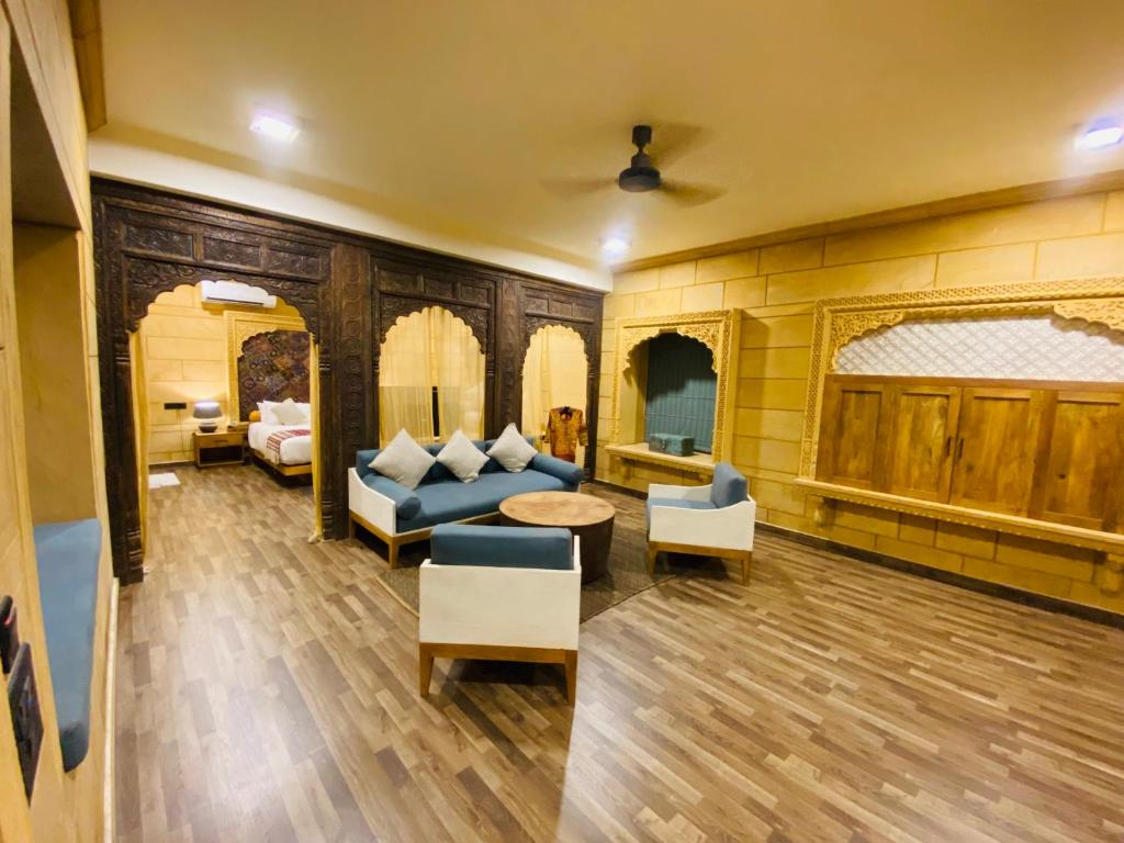 Posezení v ubytování Hotel Grand Khalifa
