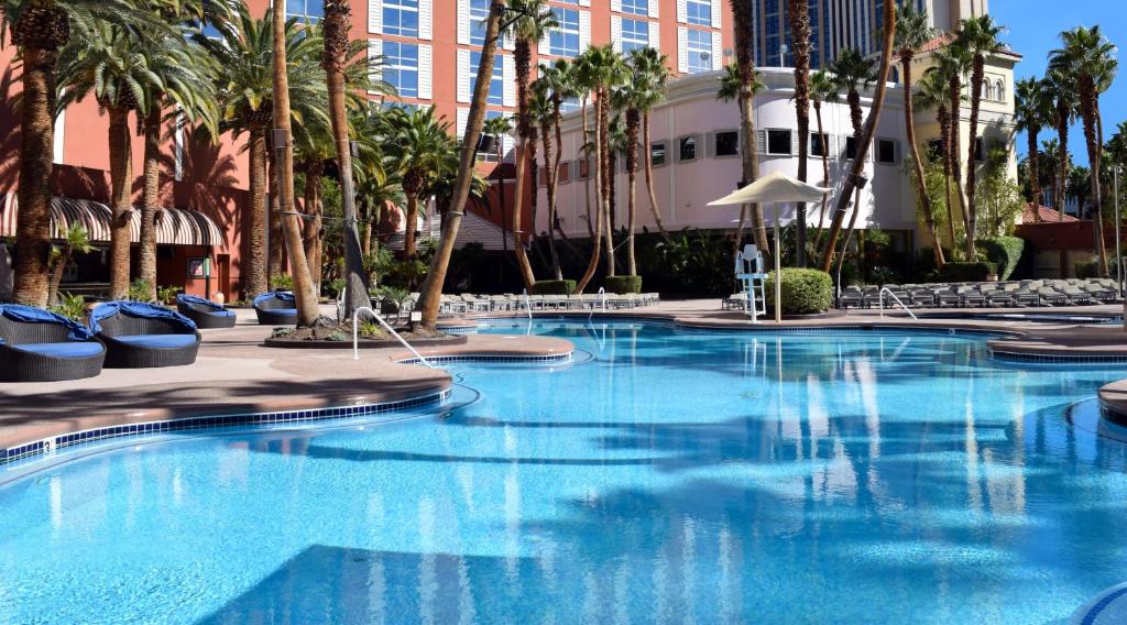 Bazén v ubytování Treasure Island - TI Las Vegas Hotel & Casino nebo v jeho okolí