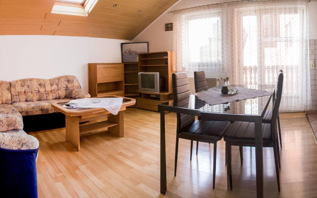 Apartment Pavlešić - 8