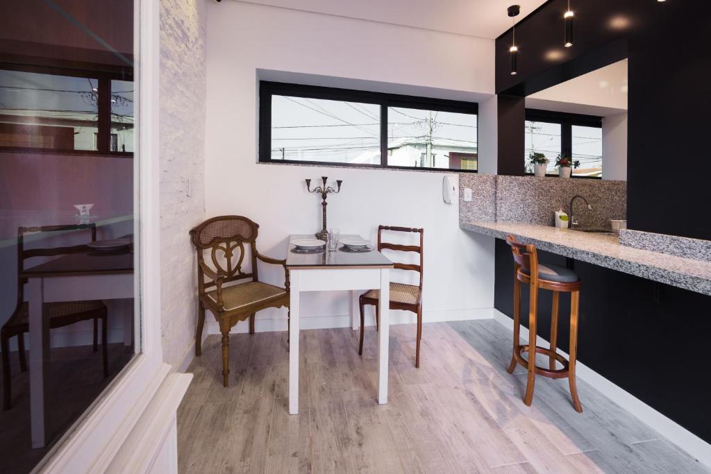 K2 Residence - Twin Room - Disability Access