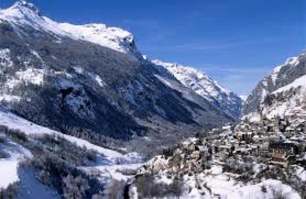 Studio 5 pers. avec balcon vue montagne 71071 durante l'inverno