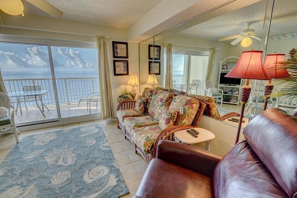 TradeWinds 903