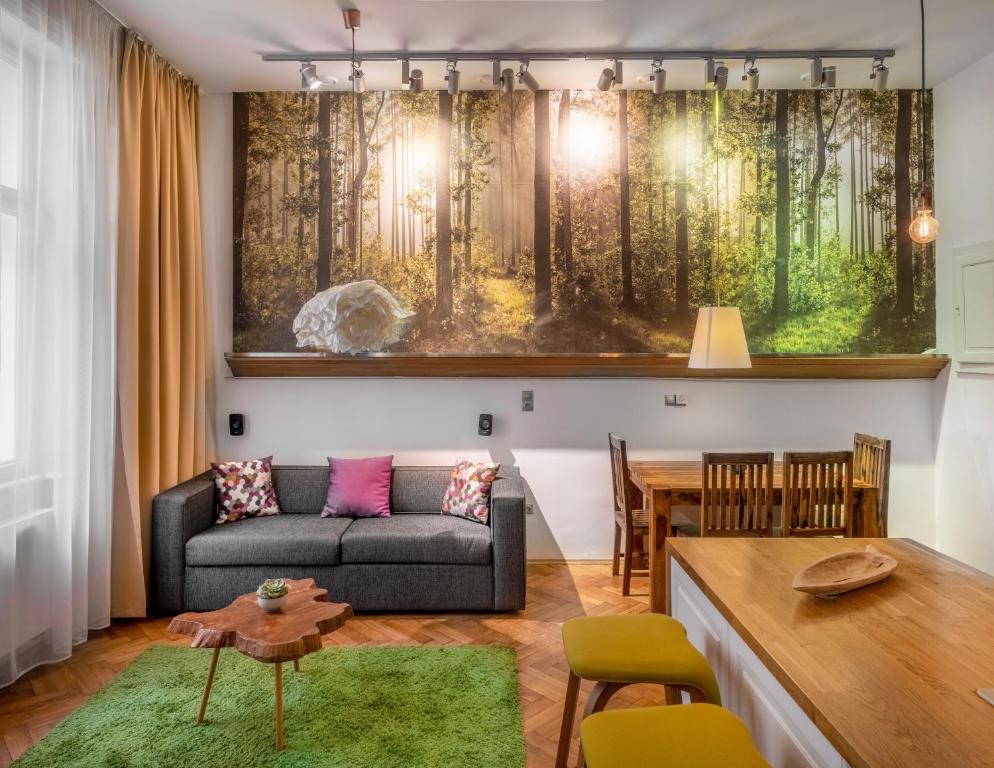 Część wypoczynkowa w obiekcie Mordecai 12 Apartments by Adrez