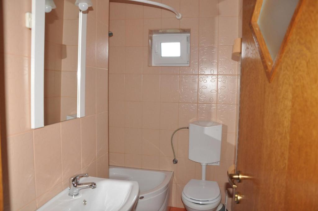 Vilman House - Double Room With Balcony