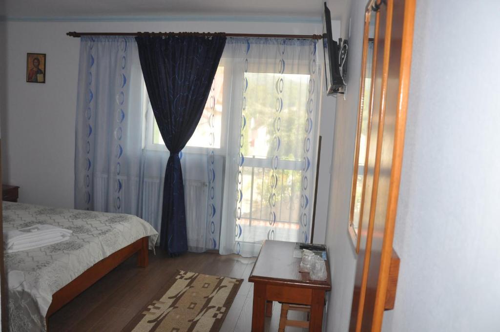 Vilman House - Double Room With Private Bathroom