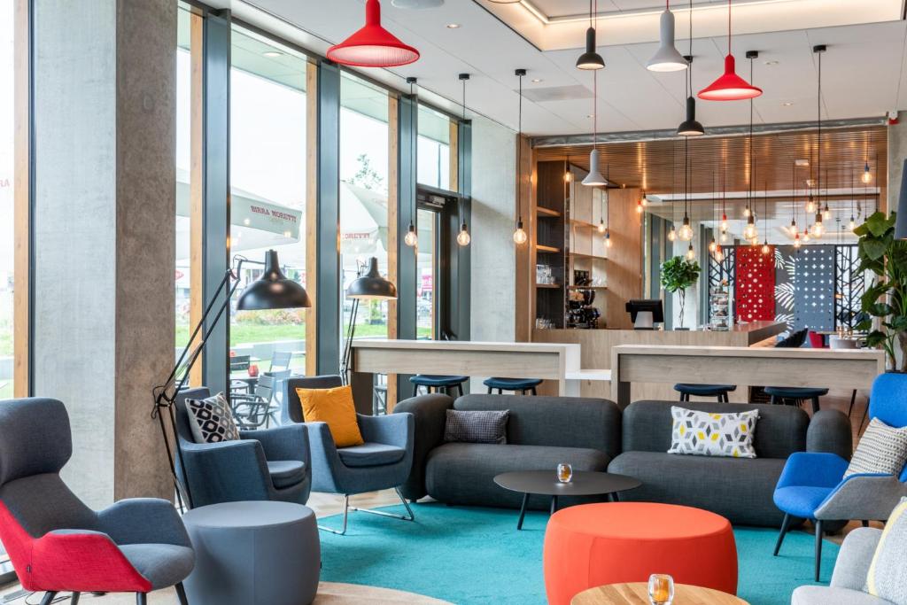 Holiday Inn Express - Almere, August 2021