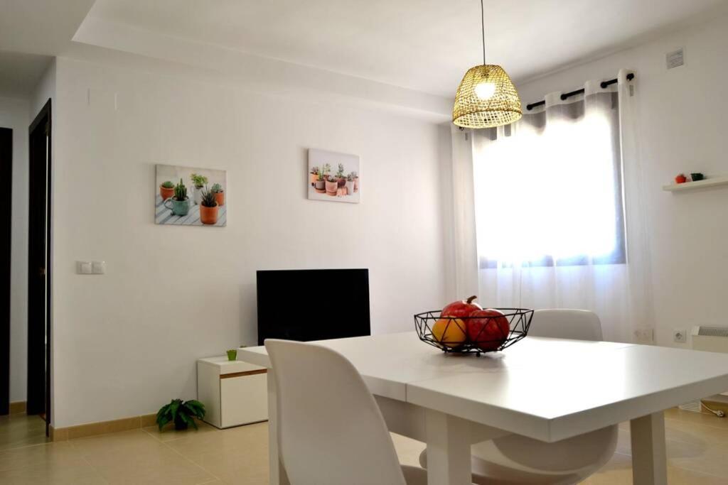 TV a/nebo společenská místnost v ubytování Monachil Apartamento La Vereda recién estrenado