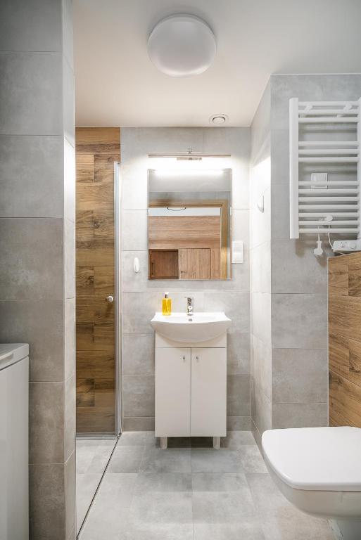 Kúpeľňa v ubytovaní RentPlanet - Apartamenty Zarembowicza II