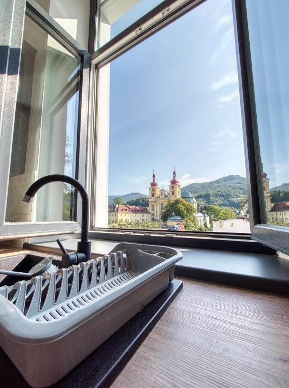 Nespecifikovaný výhled na hory nebo výhled na hory při pohledu z apartmánu