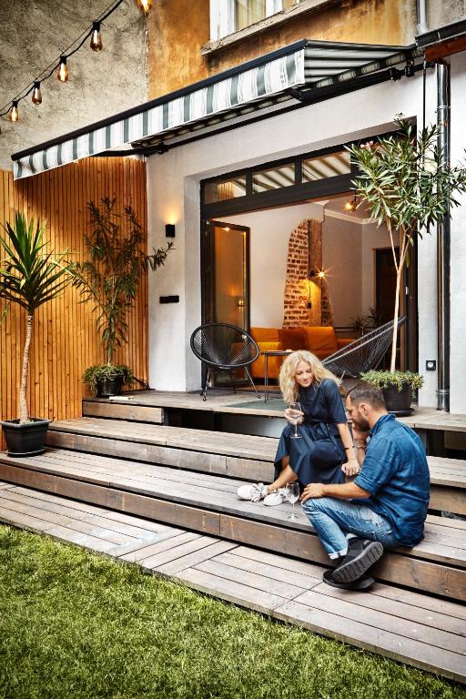 COURTHOUSE #4 EXCLUSIVE Top Center PRIVATE GARDEN - Apartamento De Dos Dormitorios