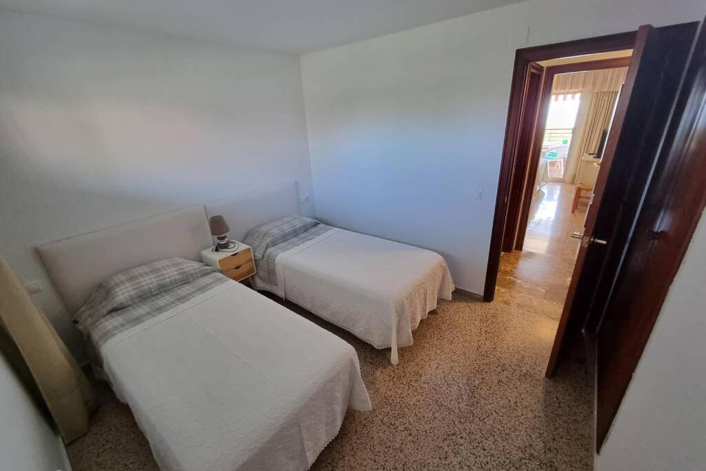 Booking.com: Apartamento Bahía de los Pinos (1ª linea ...
