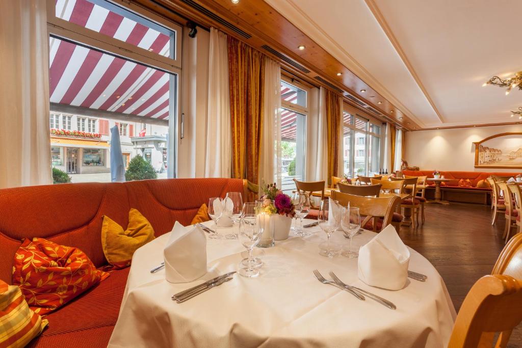 Posezení v ubytování Weisses Rössli Swiss Quality Hotel