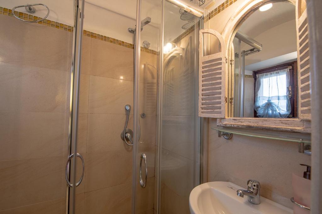 Koupelna v ubytování La Valle B&B