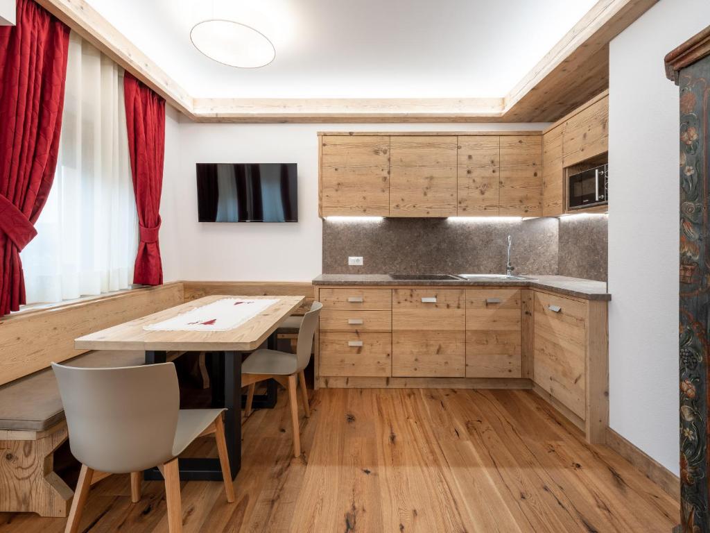 Kuchyň nebo kuchyňský kout v ubytování Residence Mairhofer